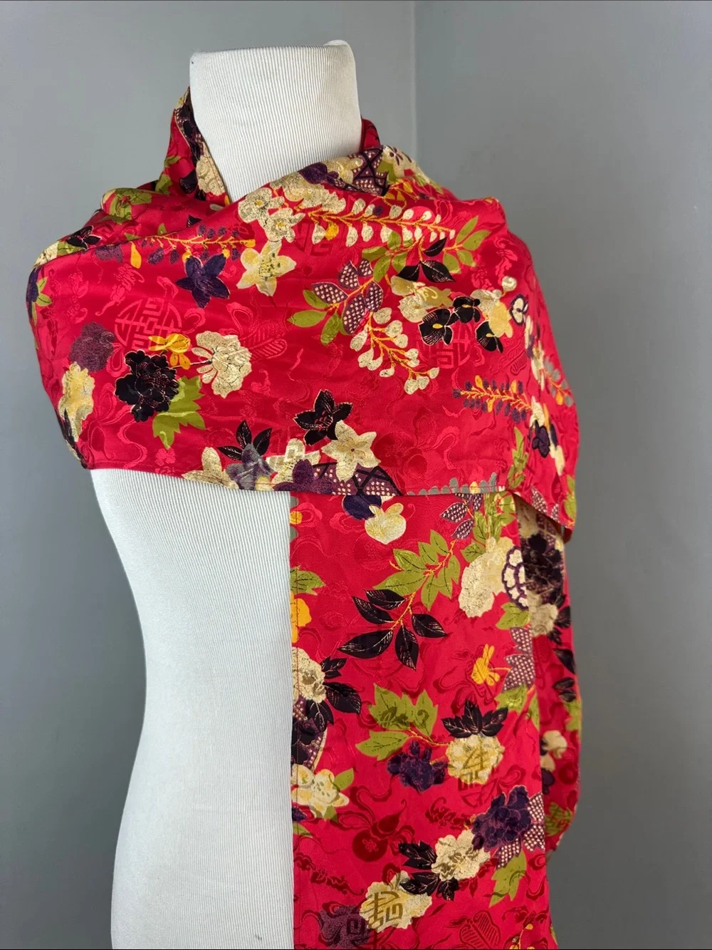 NWT Chicos Vintage Deadstock 100% Silk Lotus Blossom Oriental Inspired Red Scarf